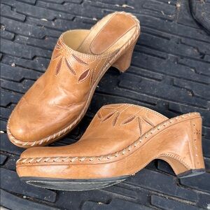 Frye Tan Leather Charlotte Slip On Mules